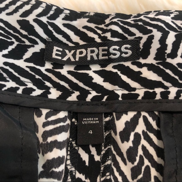 Express Cropped Printed Trousers - Picture 6 of 6